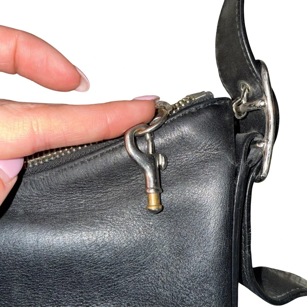 Coach Sholder/Crossbody Bag Womens Medium Black Leather Good 9326 Hobo‎ Zip Top